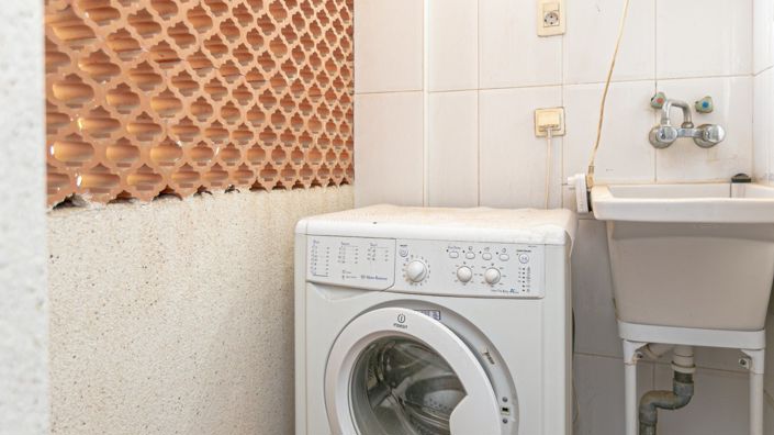 Image No.12-2 Bed Apartment for sale