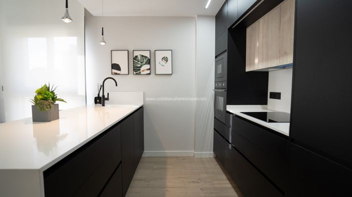 Image No.26-3 Bed Apartment for sale