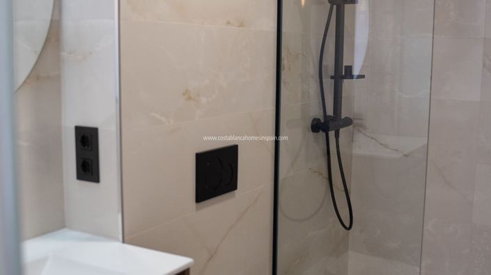 Image No.45-3 Bed Apartment for sale