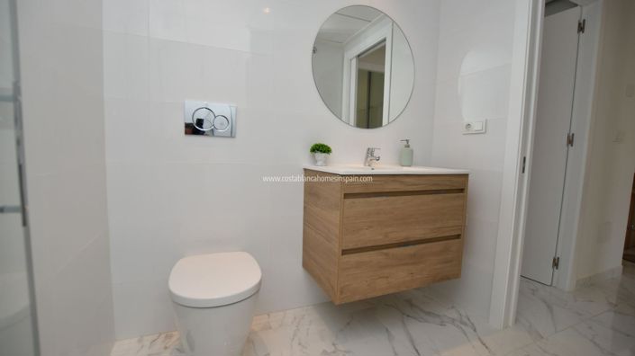 Image No.28-2 Bed Apartment for sale