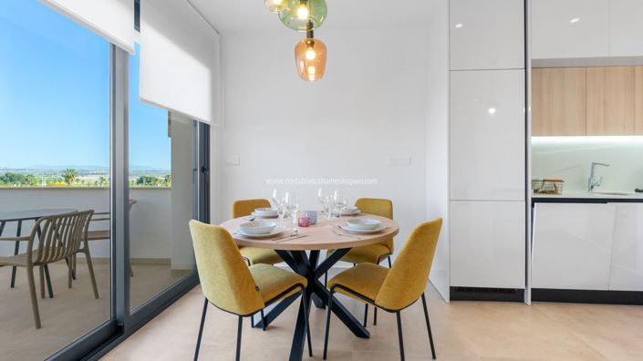 Image No.17-2 Bed Apartment for sale