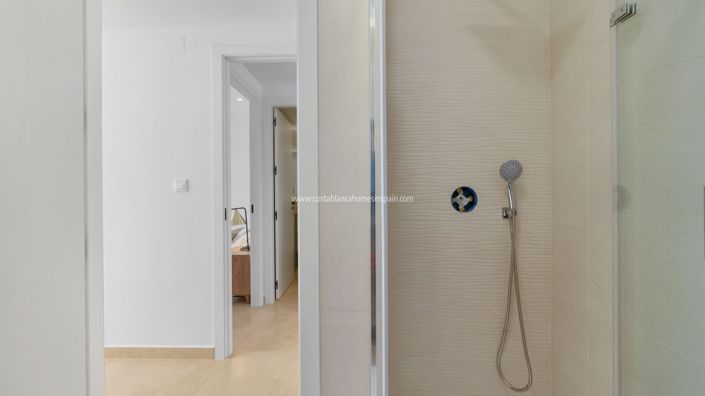 Image No.37-2 Bed Apartment for sale