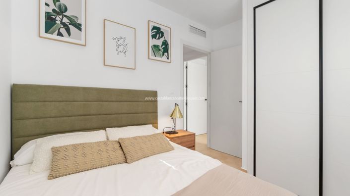 Image No.34-2 Bed Apartment for sale