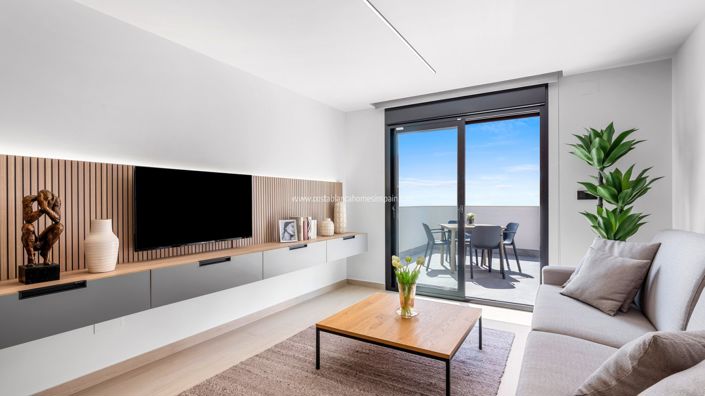 Image No.7-2 Bed Apartment for sale