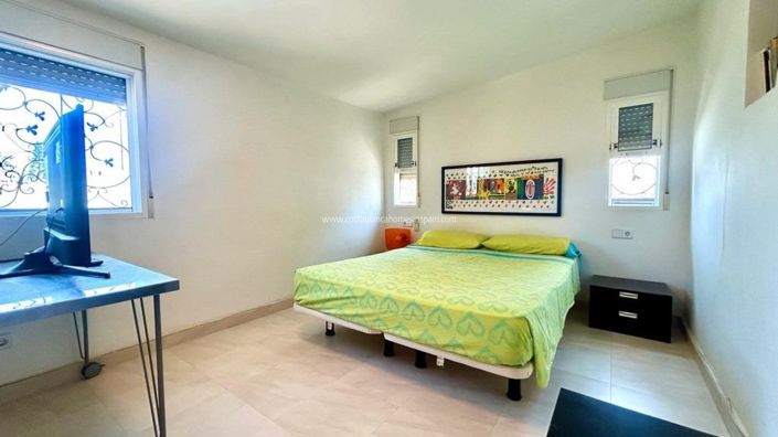 Image No.15-4 Bed Villa for sale