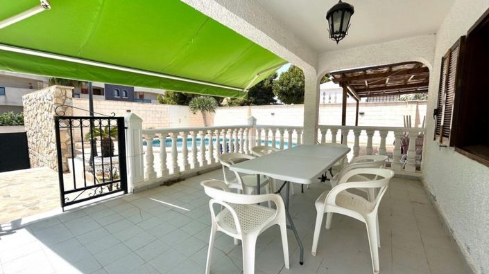 Image No.4-4 Bed Villa for sale