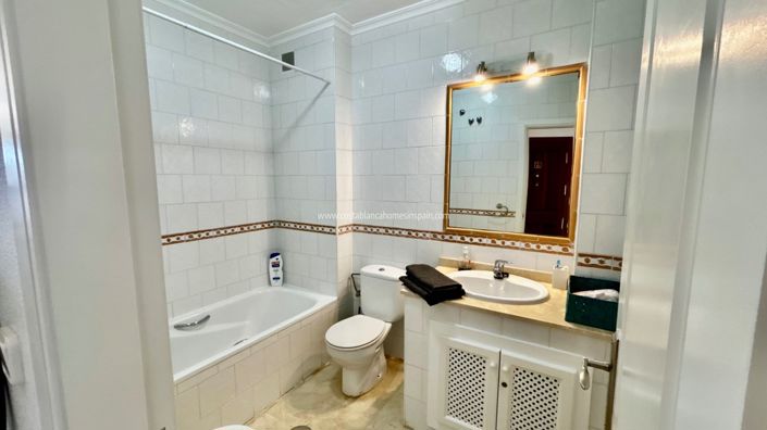 Image No.15-2 Bed Apartment for sale