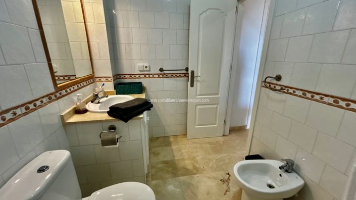 Image No.16-2 Bed Apartment for sale