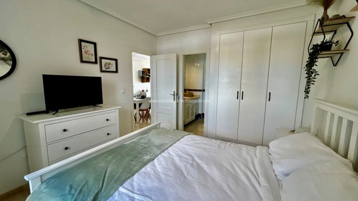 Image No.19-2 Bed Apartment for sale