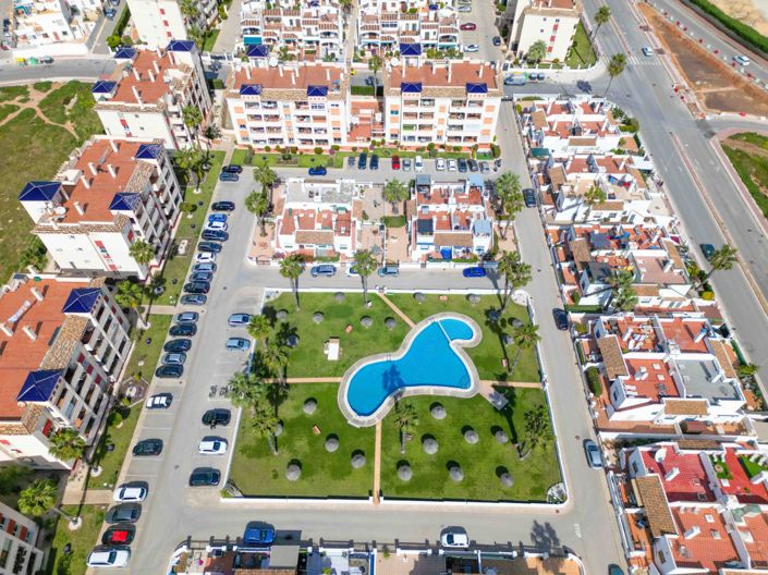 Image No.21-2 Bed Apartment for sale