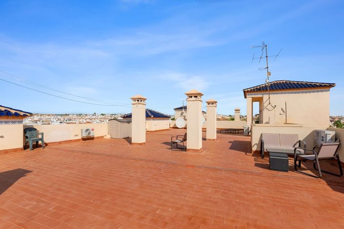 Image No.25-2 Bed Apartment for sale