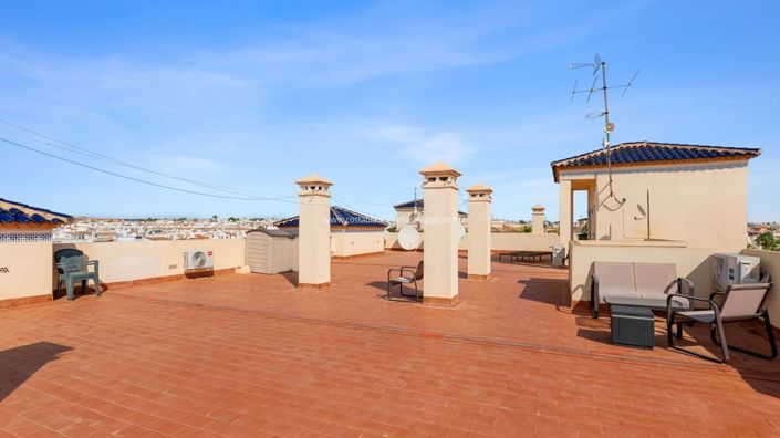 Image No.30-2 Bed Apartment for sale