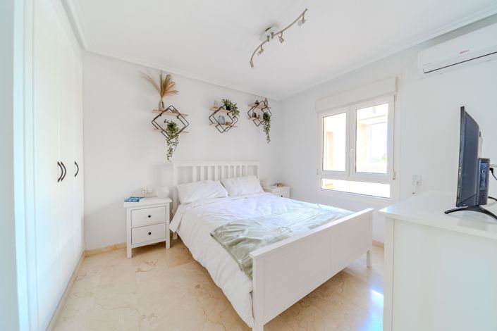 Image No.9-2 Bed Apartment for sale