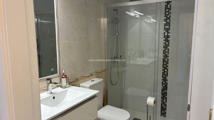 Image No.20-2 Bed Apartment for sale