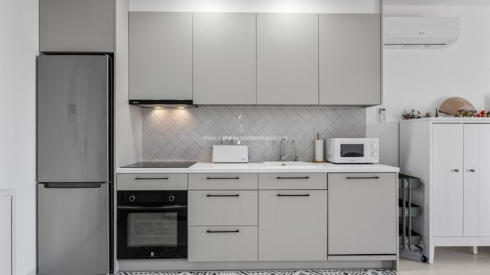 Image No.9-2 Bed Apartment for sale