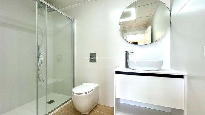 Image No.17-2 Bed Apartment for sale