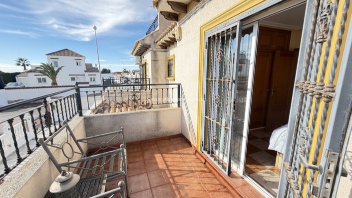 Image No.14-2 Bed Property for sale