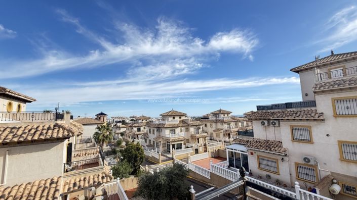 Image No.15-2 Bed Property for sale