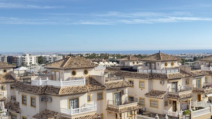 Image No.18-2 Bed Property for sale