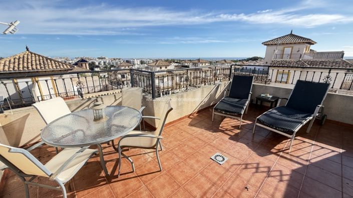 Image No.19-2 Bed Property for sale