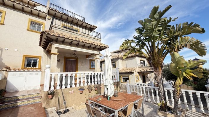 Image No.3-2 Bed Property for sale