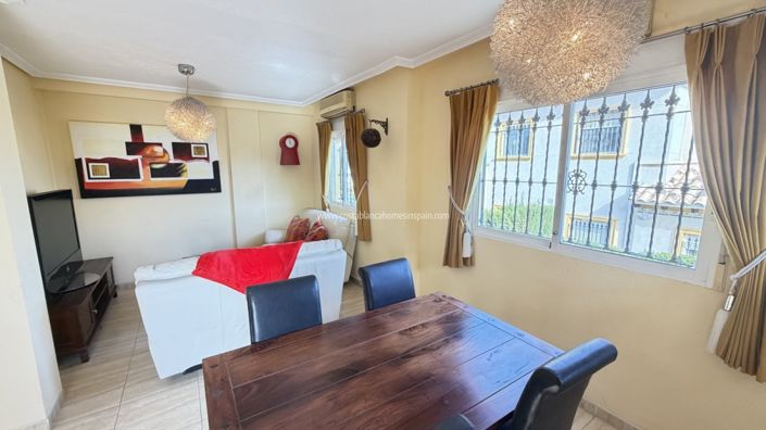 Image No.4-2 Bed Property for sale