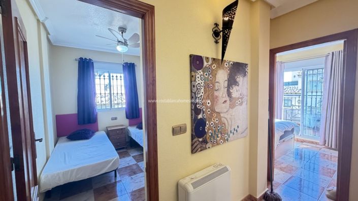 Image No.8-2 Bed Property for sale