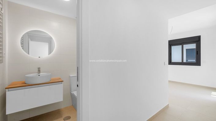 Image No.12-2 Bed Apartment for sale