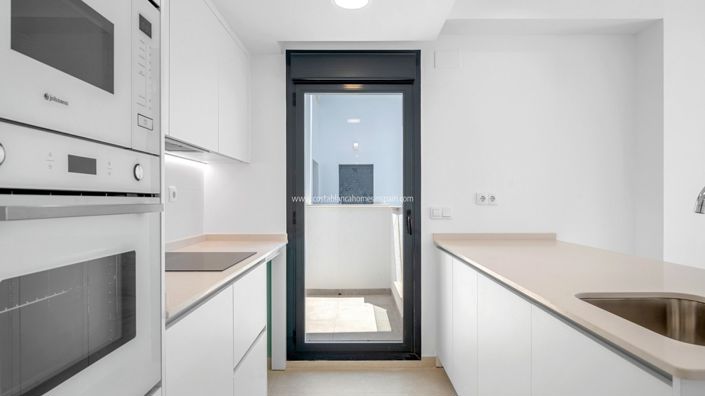 Image No.8-2 Bed Apartment for sale