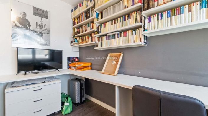 Image No.15-3 Bed Apartment for sale