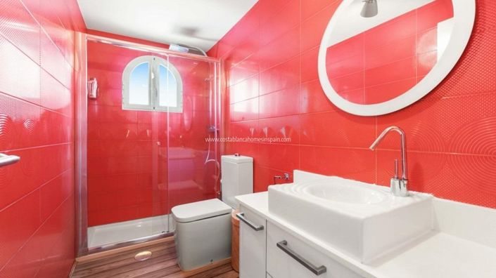 Image No.19-3 Bed Apartment for sale