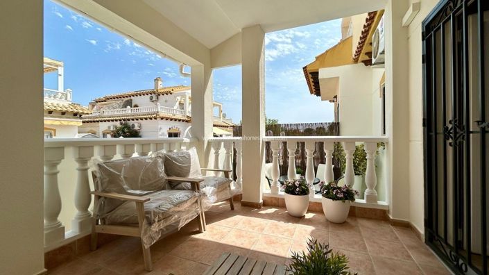 Image No.24-3 Bed Townhouse for sale