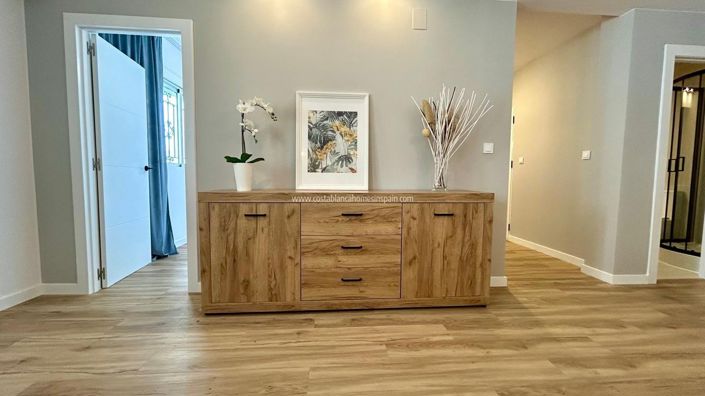 Image No.6-3 Bed Townhouse for sale