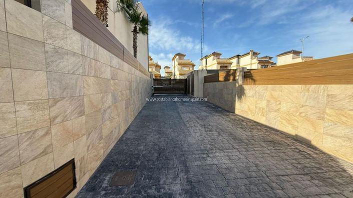 Image No.3-Villa de 3 chambres à vendre à Los Montesinos