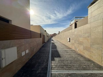 whatsapp-image-2025-12-09-at-161034