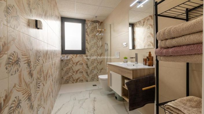 Image No.6-2 Bed Apartment for sale