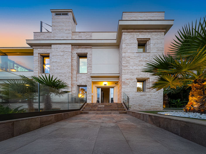 Image No.10-6 Bed Villa for sale