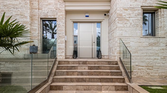 Image No.26-Villa de 6 chambres à vendre à La Zenia