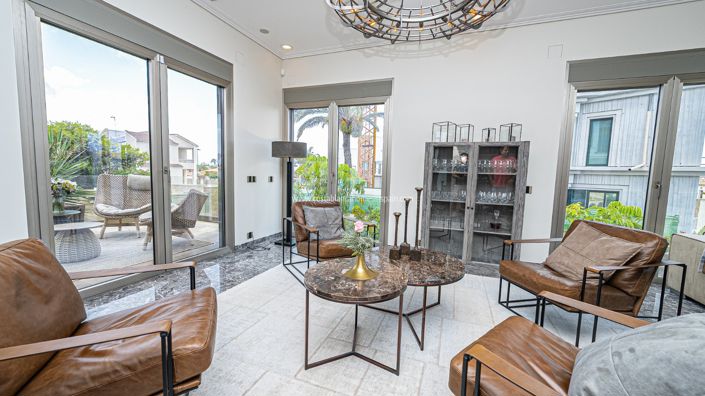 Image No.46-Villa de 6 chambres à vendre à La Zenia