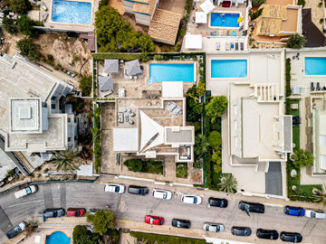 o1j1ajl3em1en21q1t1q8v33d7o66q