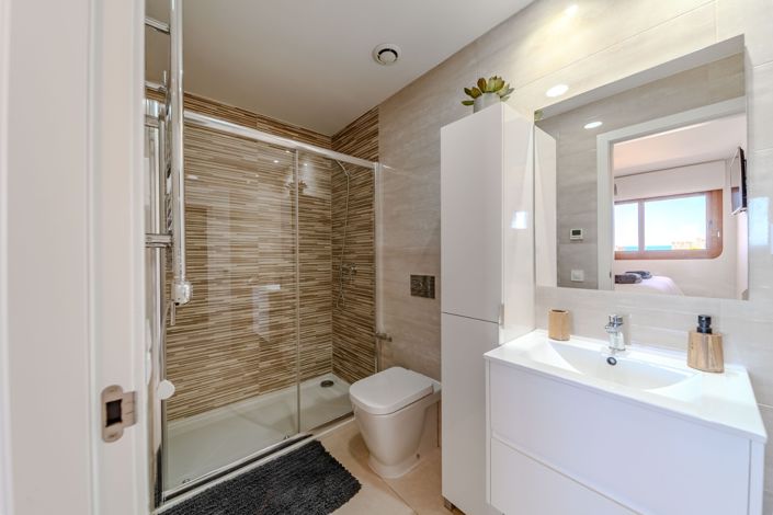 Image No.14-2 Bed Apartment for sale