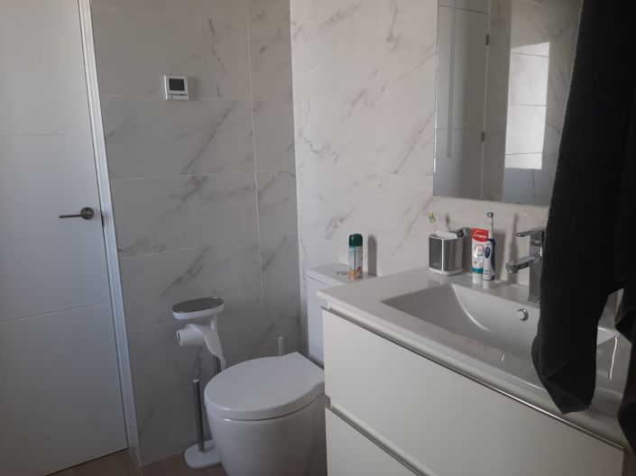 Image No.15-2 Bed Apartment for sale