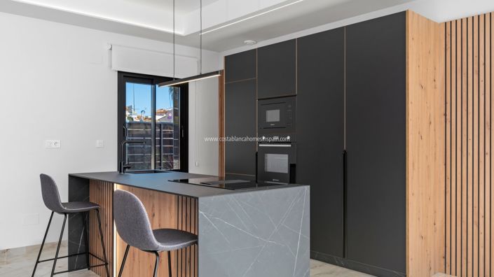 Image No.19-3 Bed Villa for sale