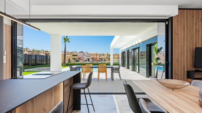 Image No.21-3 Bed Villa for sale