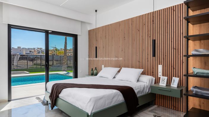 Image No.23-3 Bed Villa for sale