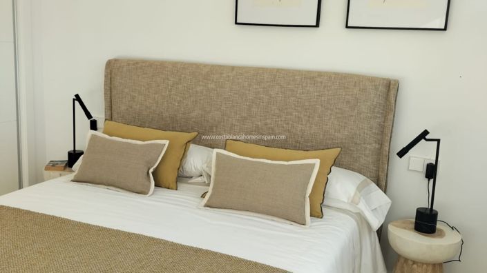 Image No.35-2 Bed Apartment for sale