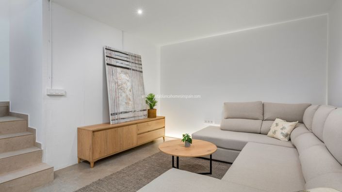 Image No.22-3 Bed Villa for sale