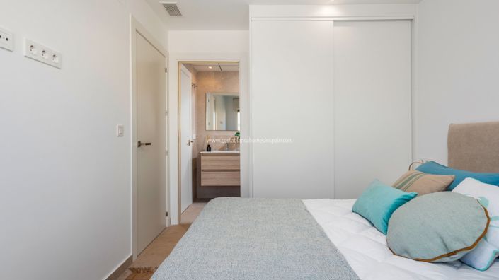 Image No.25-3 Bed Villa for sale