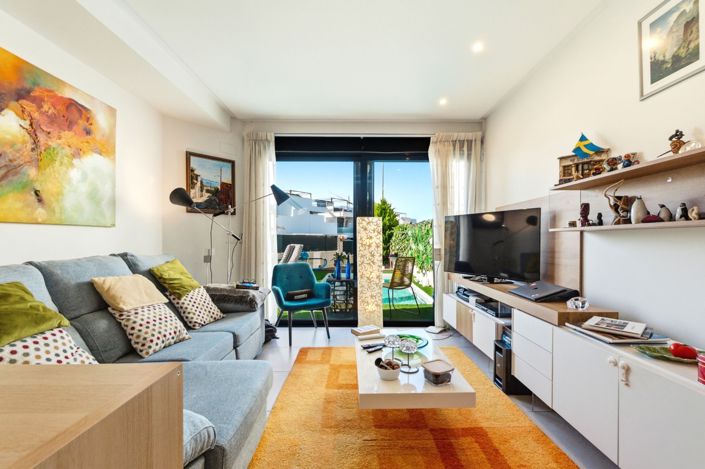 Image No.12-2 Bed Villa for sale