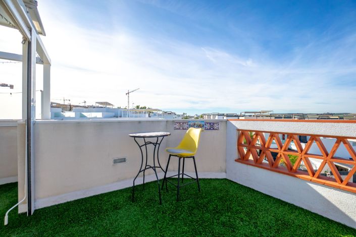 Image No.29-2 Bed Villa for sale